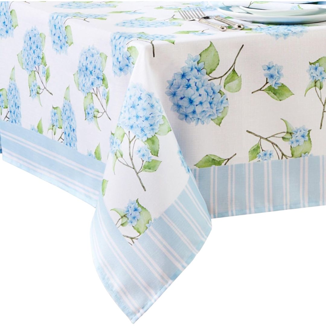 Blue hydrangea floral rectangular cloth tablecloth